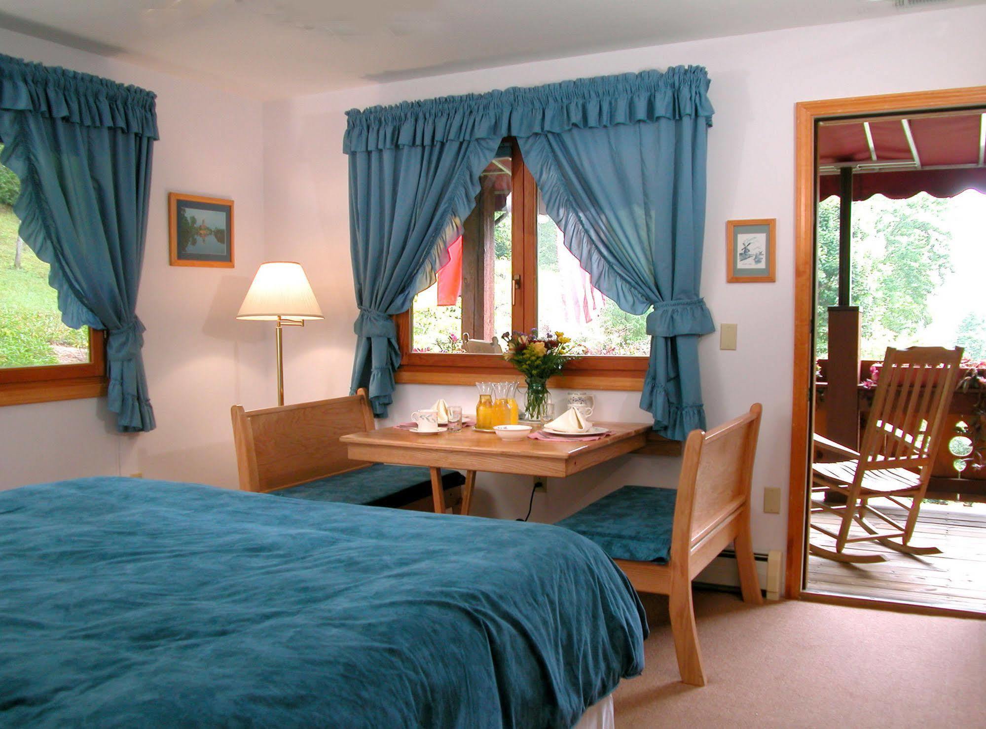 Chalet Hotel