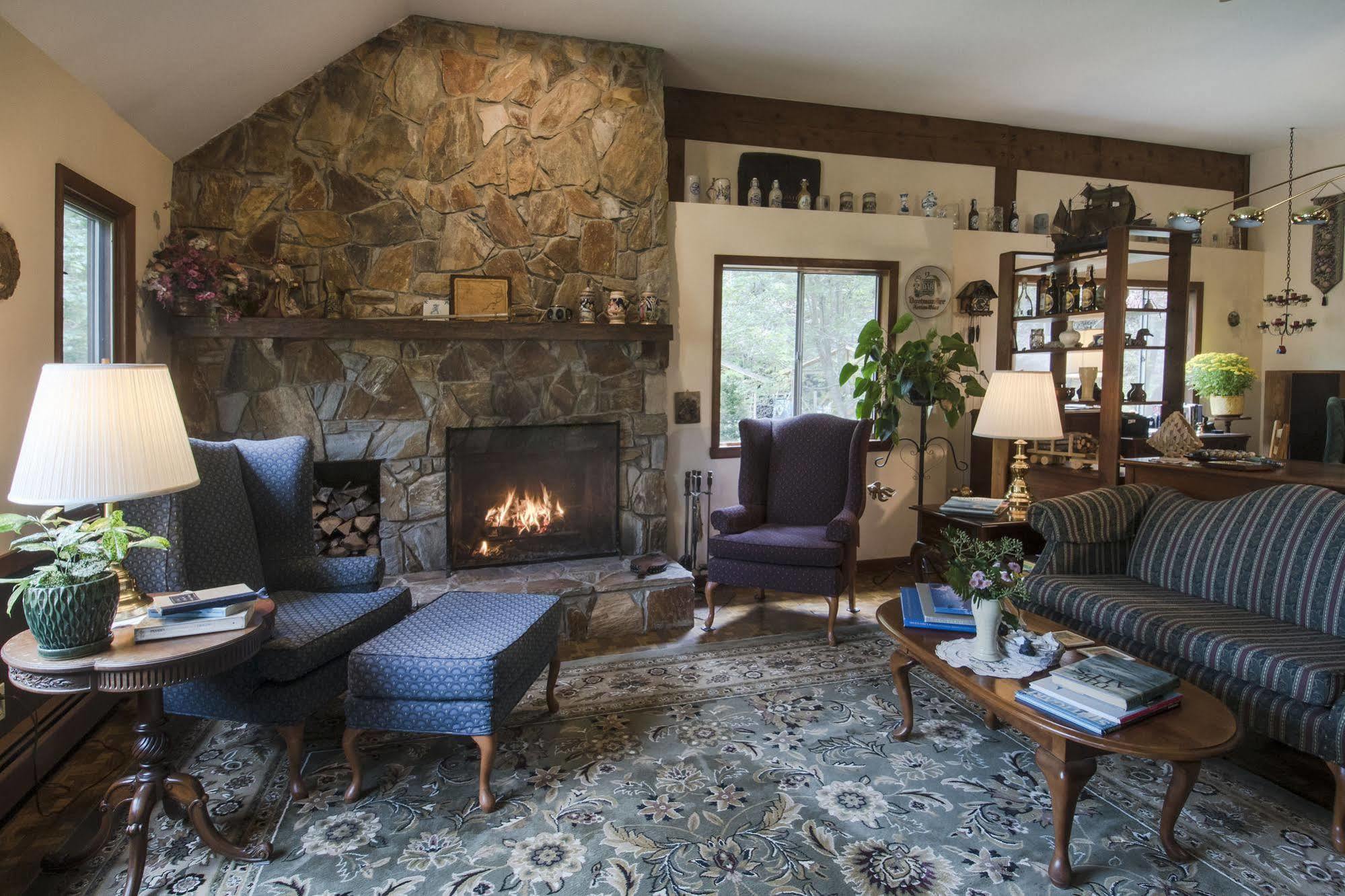 Chalet Hotel